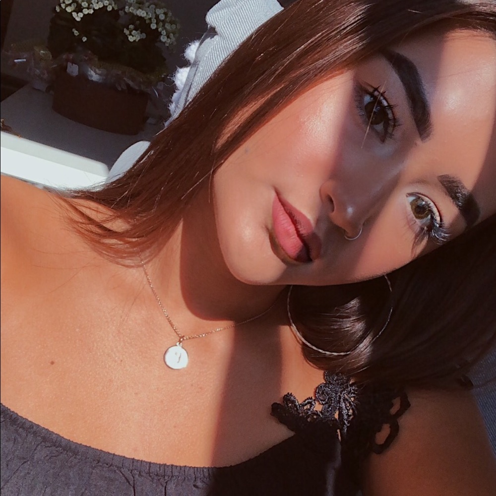 Meet your Posher, Kayla